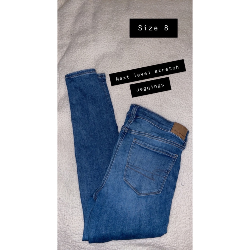 Size 8 Short Hi-Rise Jeggings